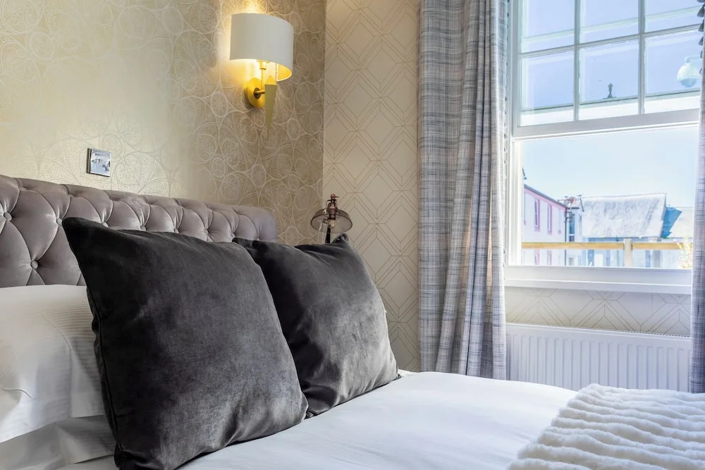 Georgian House Hotel