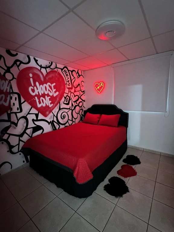 Choose Love 3br Wbalcony Near Beach Night Life