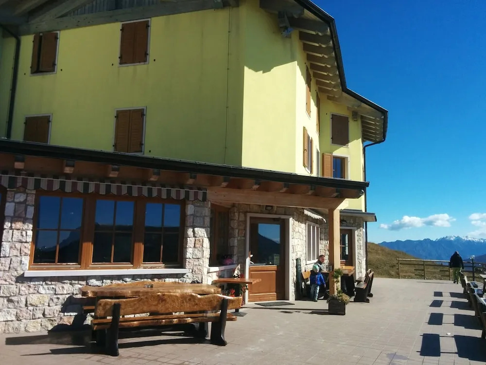 Albergo Rifugio Graziani