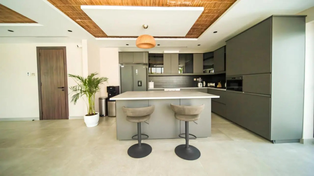 Nas House Private & Shared Villas