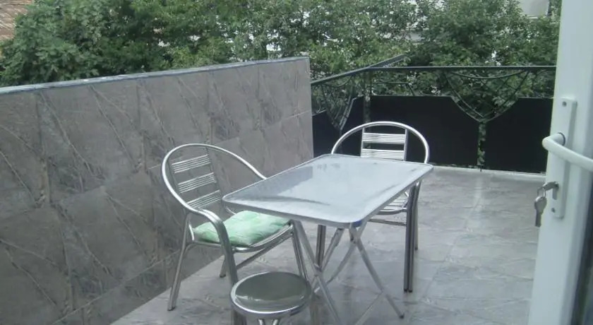 Guest House on Parnavaz Mepe 7