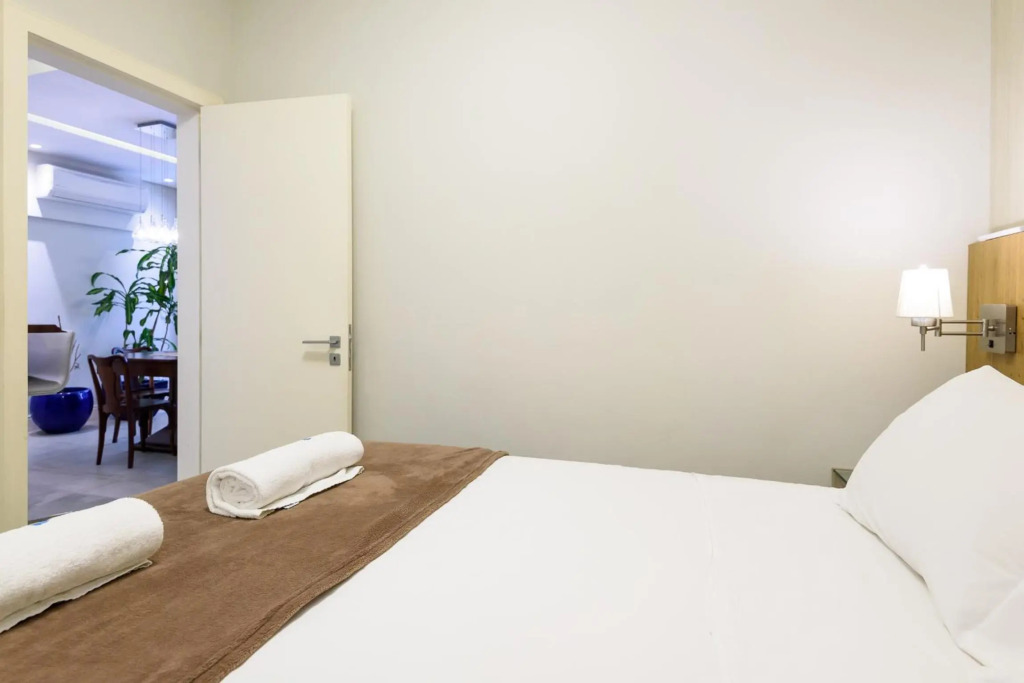 Pineapples NSC601 - Excelente apartamento com 2 quartos em Copacabana