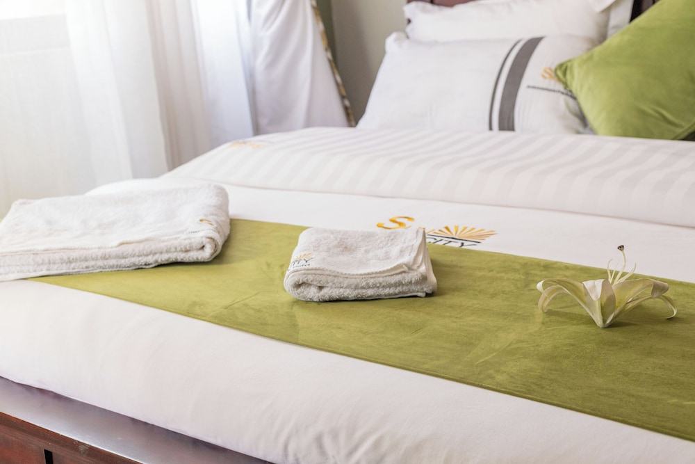 Sun City Amuzement Park Hotel Soroti