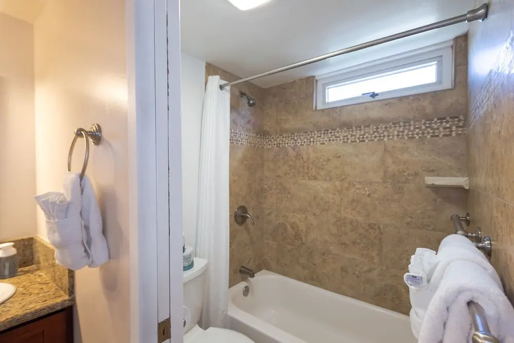 Tower 2 Suite 2014 - Qp 1 Bedroom Home