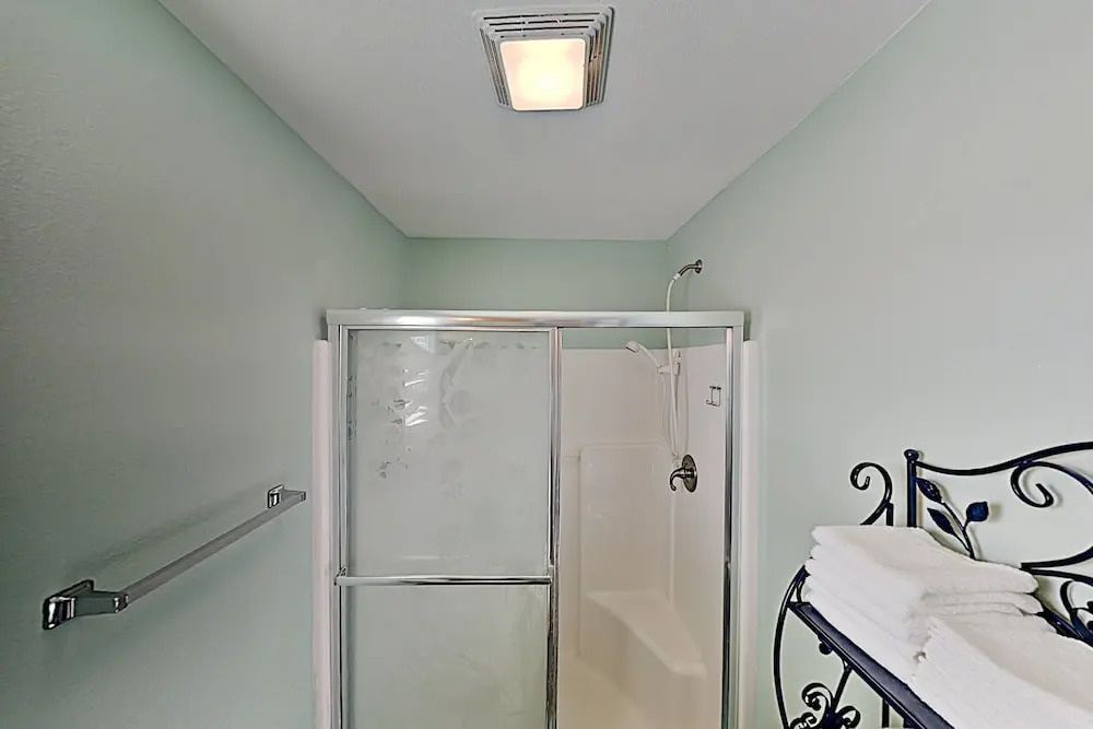 2003sdou 2 Bedroom Home