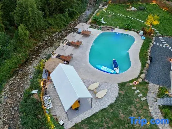 Yulin Homestay (Sanqingshan Tourist Highway)
