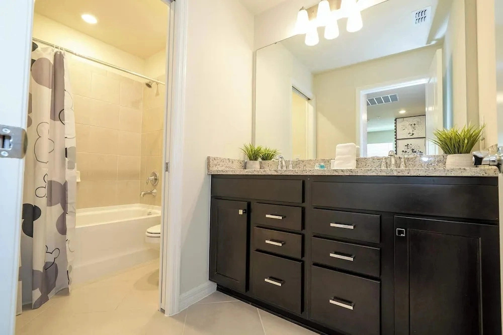 Family-friendly House w/ Private Pool Near Disney