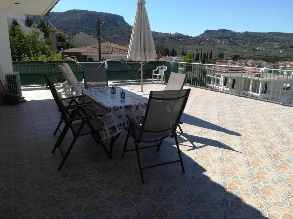 Petros House 1 - Apartment with terrace