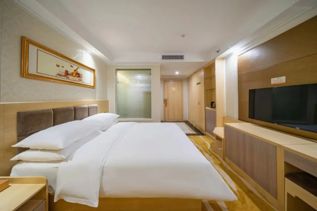 Vienna Classic Hotel Shenzhen Pingshan Bihu Hotel