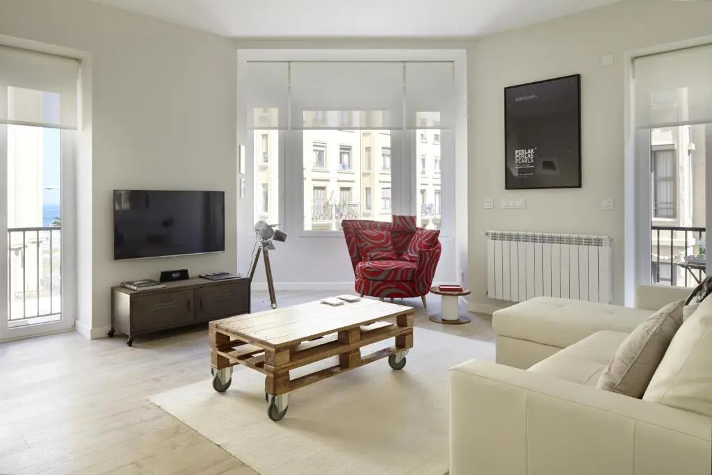 Zurriola Zinema by FeelFree Rentals