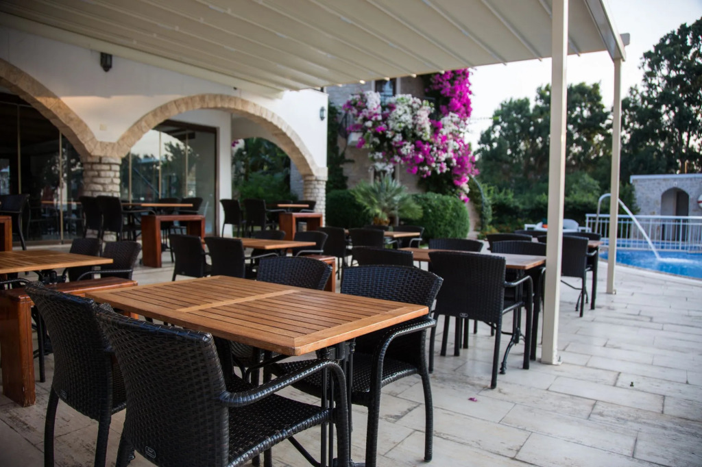 Orcey Hotel