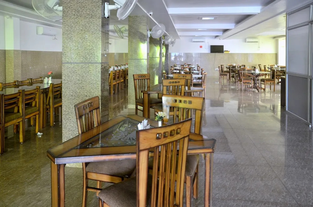 Collection O 4731 Hotel Surya Continental