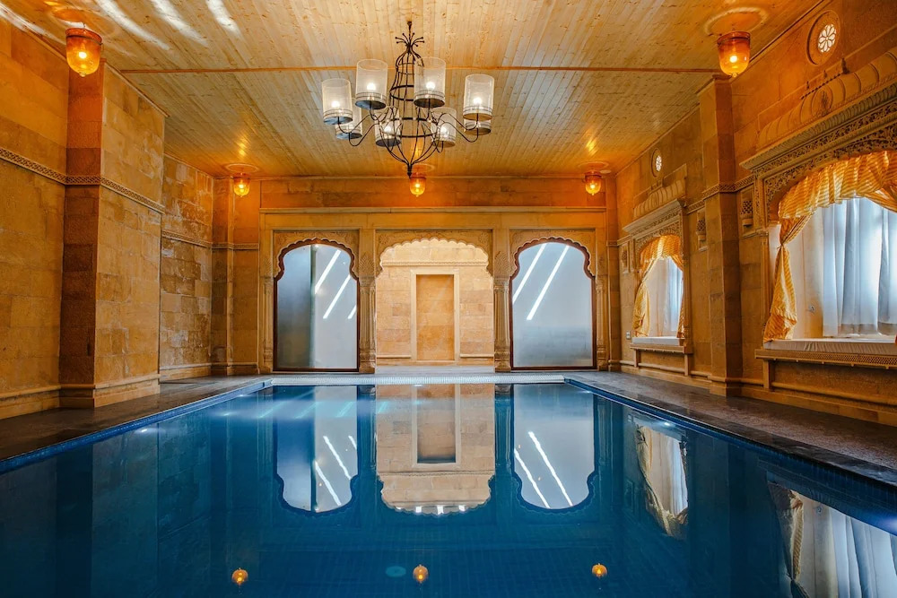 Vista Rooms at Patwa Haveli Road