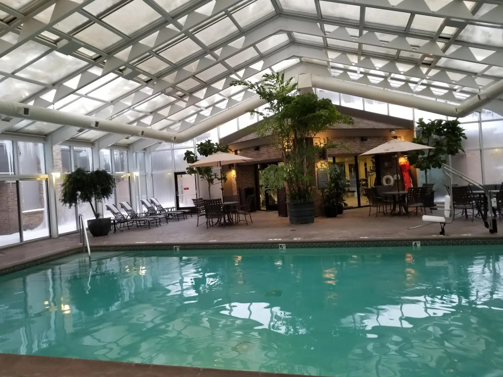 Best Western Okemos/East Lansing Hotel & Suites