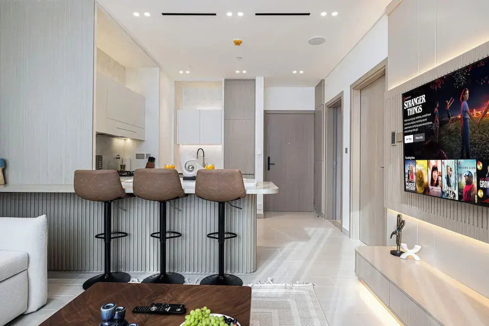 Binghatti Phantom Suites by Hostiva