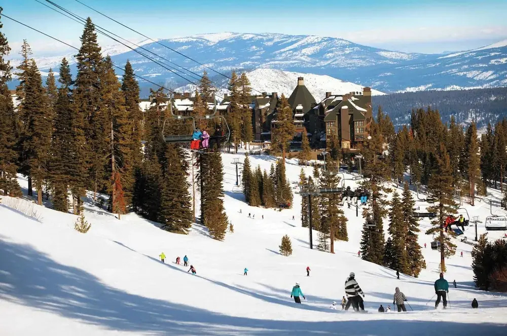Alpine Bay by Avantstay 5mins To Diamond Peak Skiing w/ Expansive Deck