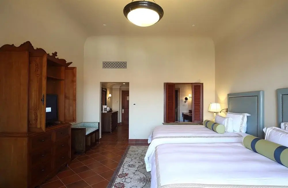 MayLand Resort