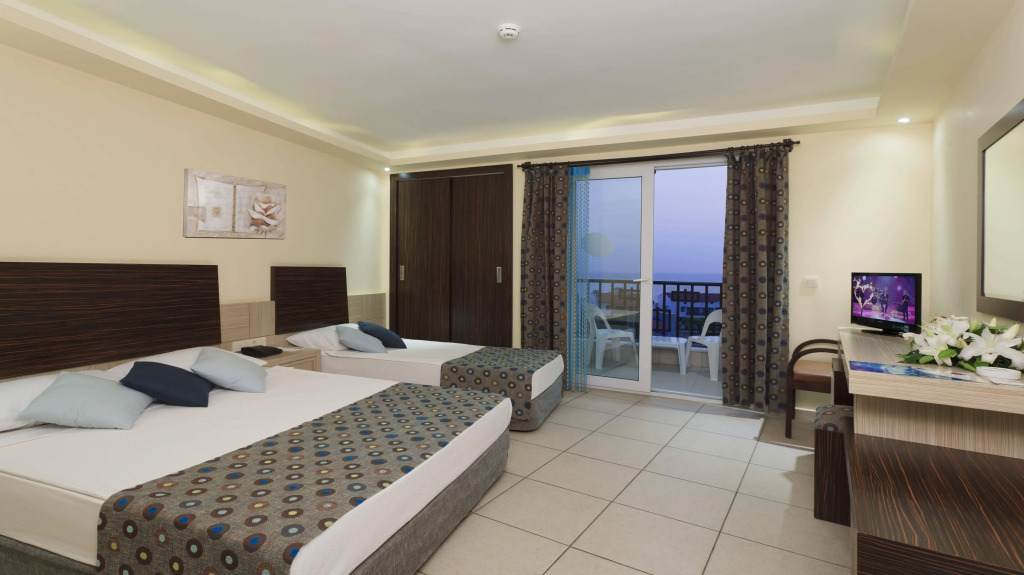 Arabella World Hotel