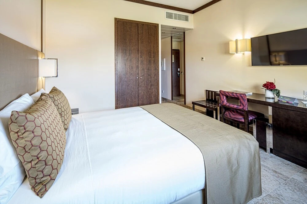 iu Hotel Luanda Viana