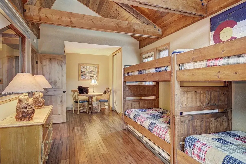 Beautiful Dog Friendly Ski Chalet A Minute to SuperBee Lift - AN203 by RedAwning