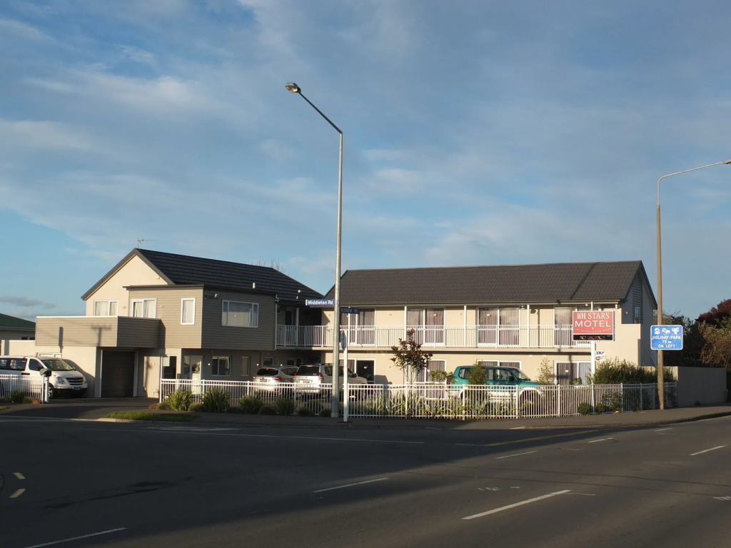 101 Stars Motel