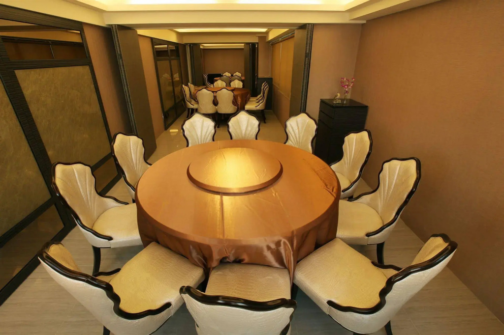 Nest Hotel