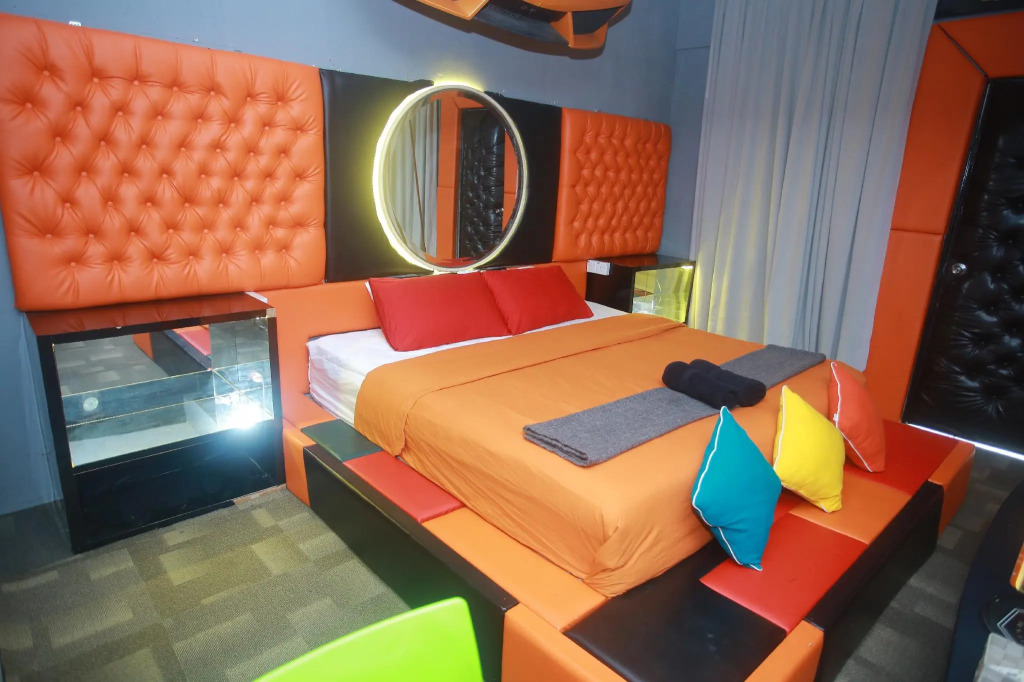 Bunker Hotel & Restaurant
