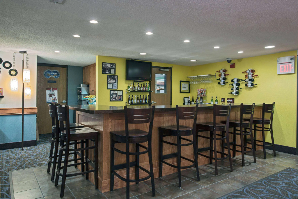 AmericInn by Wyndham Fort Dodge