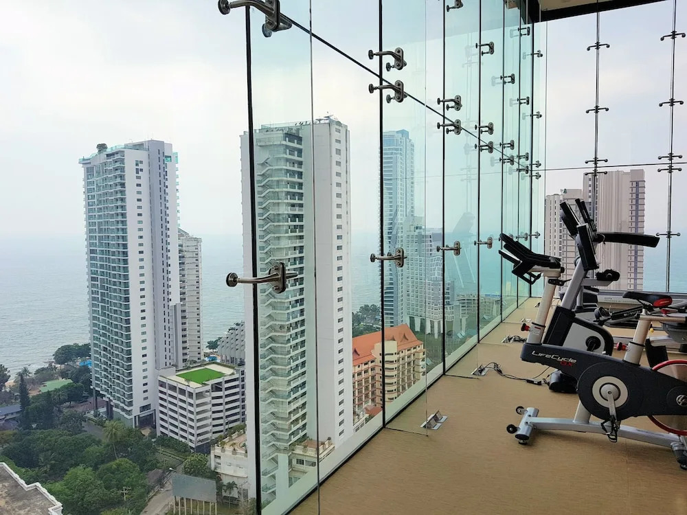 Riviera 1BR Sea View A804