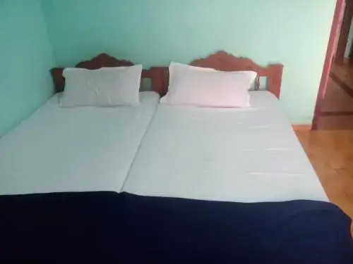 SPOT ON 68298 Prarthana Tourist Home