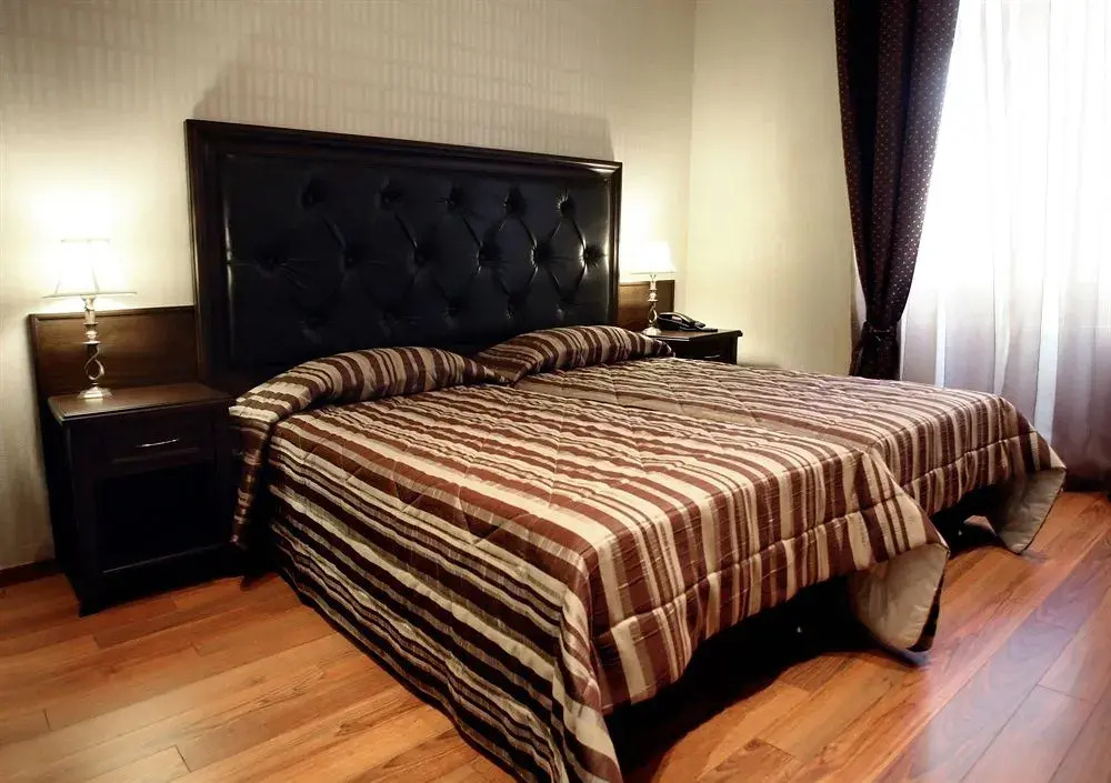 Tourist Hotel