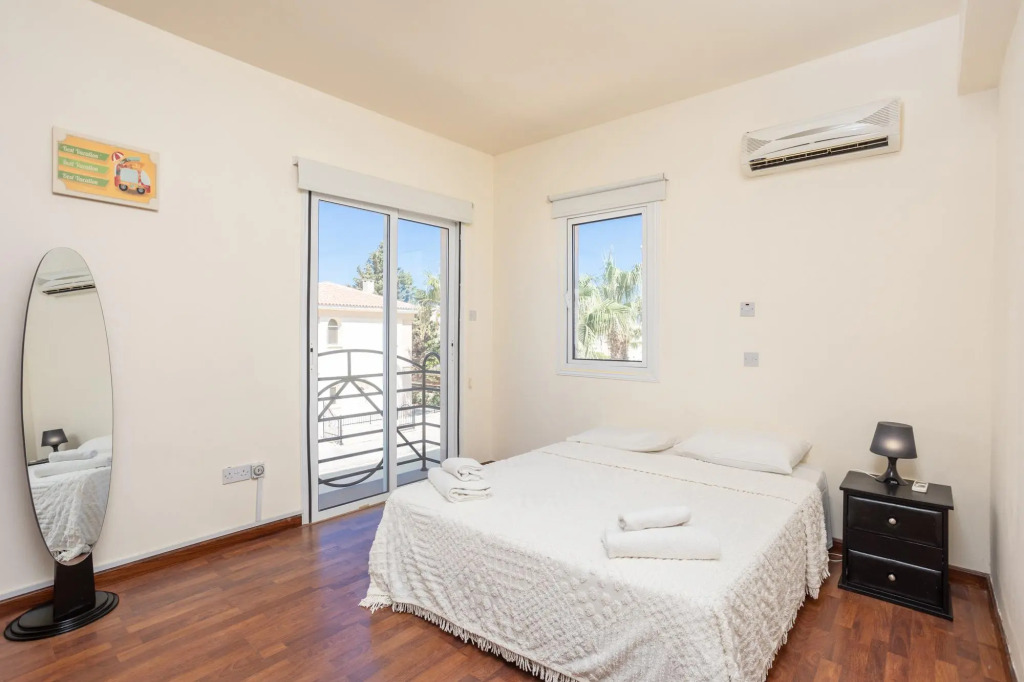Villa Miracle