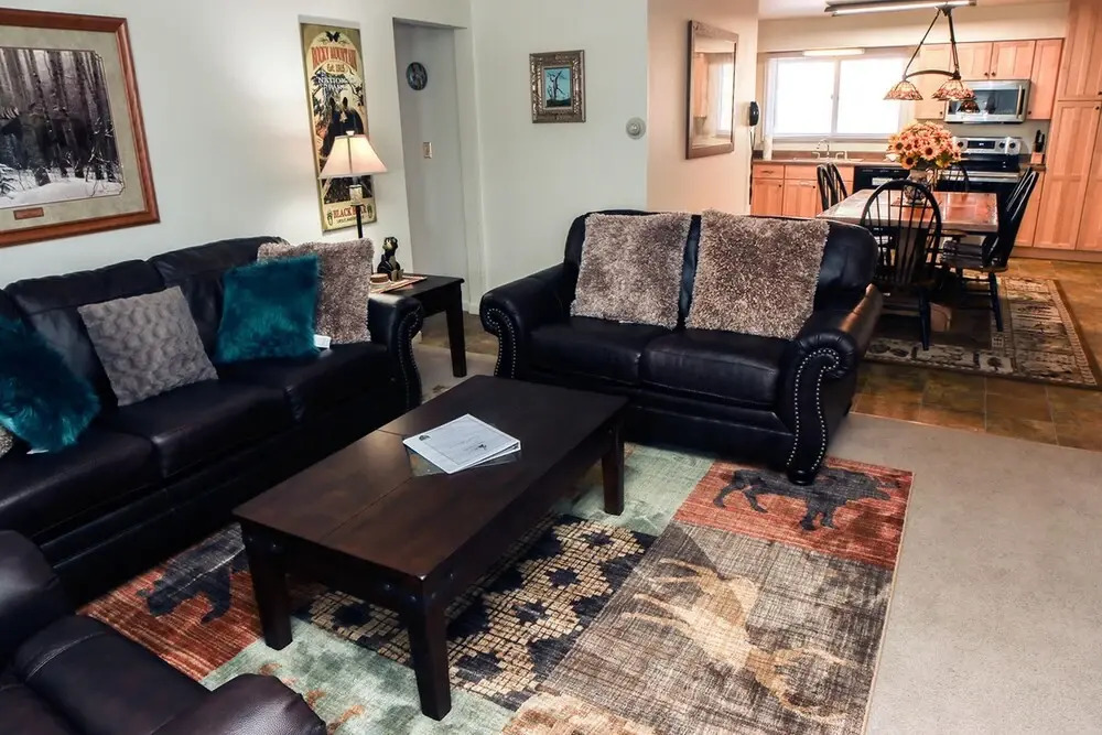 Fawn Valley Inn 2 Bedrooms by Rocky Mountain Resorts