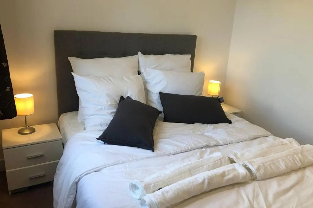 02 Bedrooms-Paris-Disneyland-WiFi- Parking-RER A