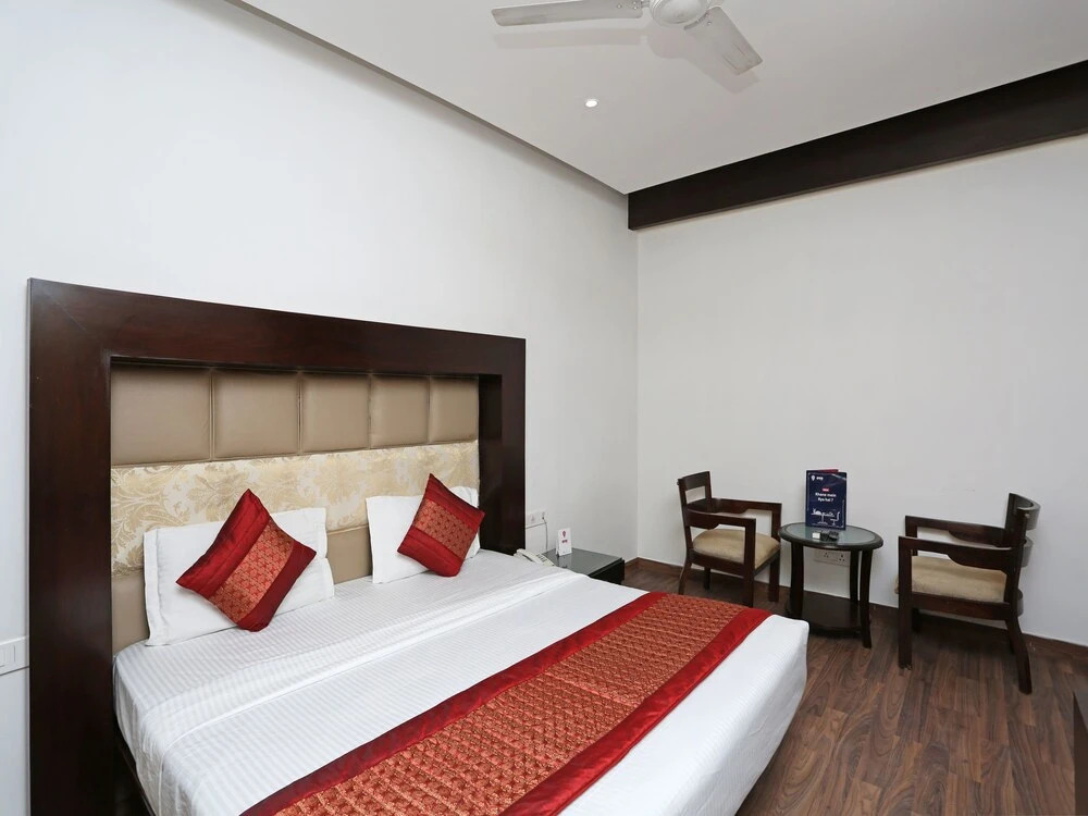 OYO 8898 City Hotels