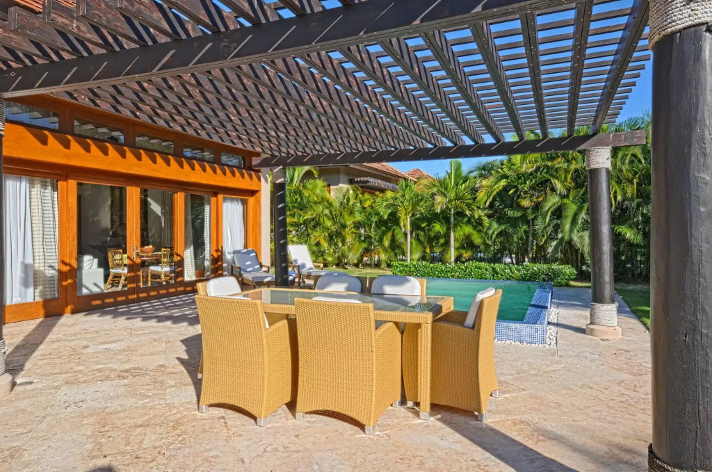 Las Villas at Cap Cana by AlSol