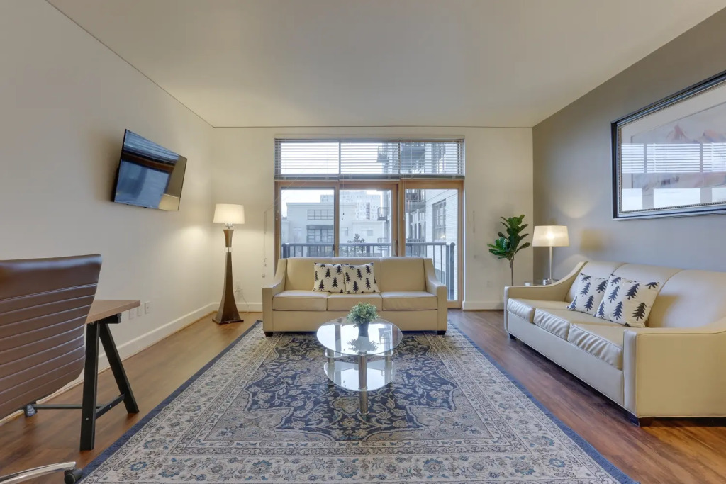 Gorgeous 1BR Apt in the heart of Downtown PDX