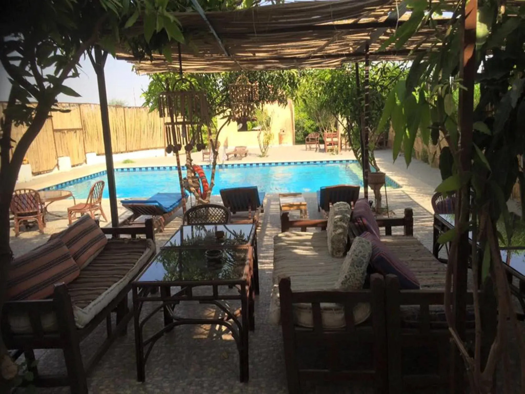Nile Compound