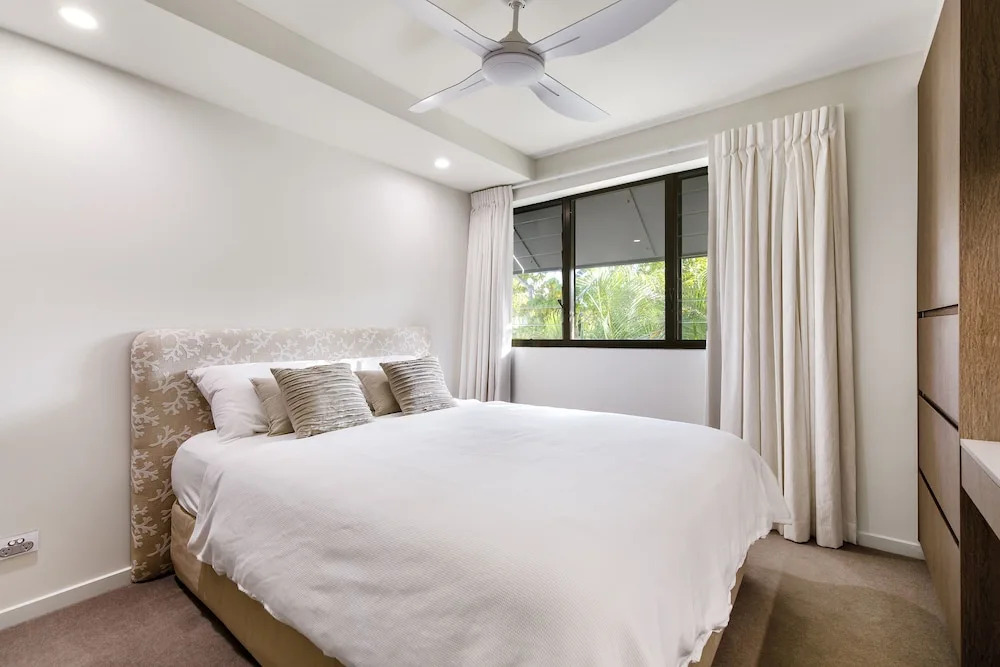 Pisces Apartments