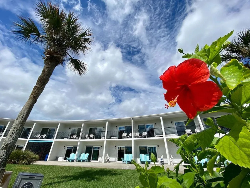 Seahorse Oceanfront Inn