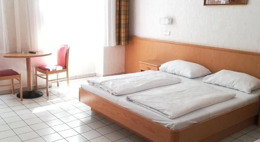 Hotel-Pension Fünfhaus