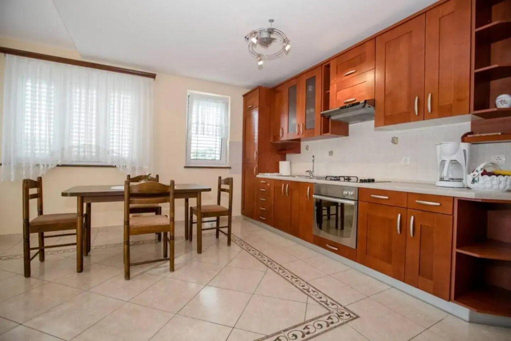 Apartments Dionis