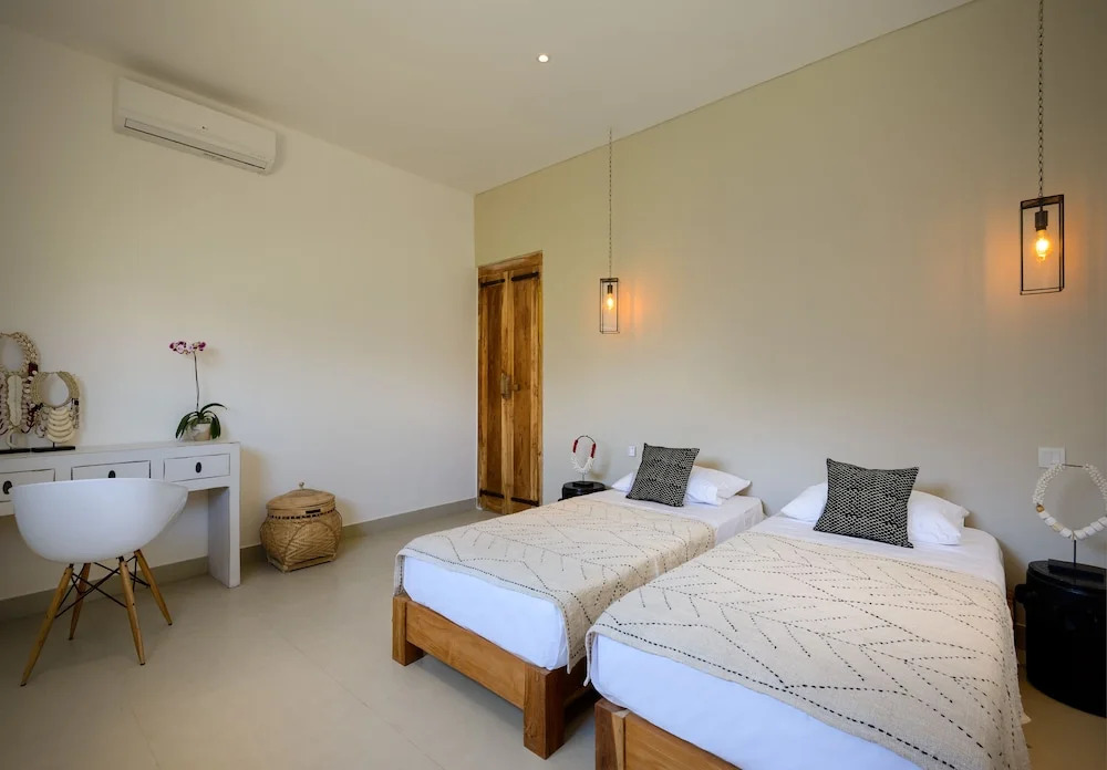 Canggu Village Accommodation