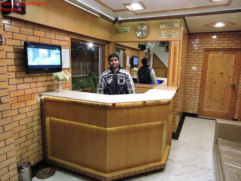 Hotel Chaman Palace