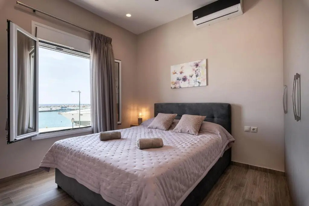 Big Blue suites 1