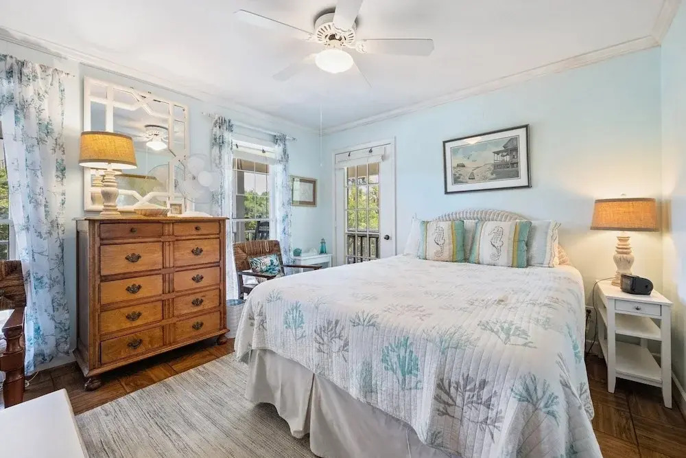 Berry Restful 5 Bedroom Home