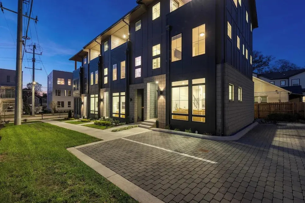 Stunning New Build in East Nash Minutes to Broadway The Stage by Avantstay