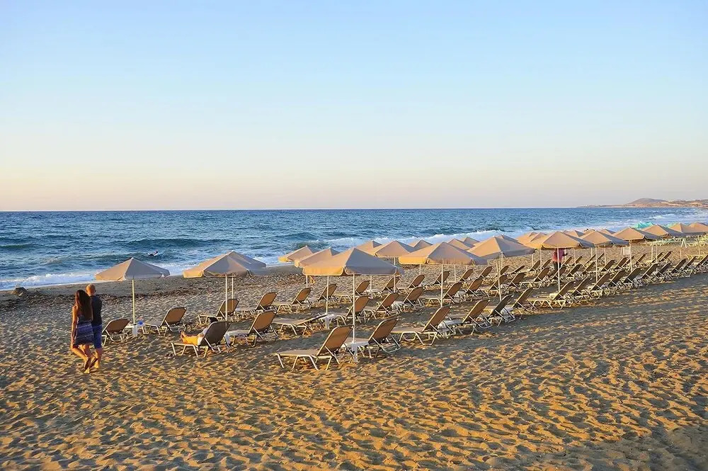 Maravel Star Art Hotel - Comfortable Room for 4 People With Sea View