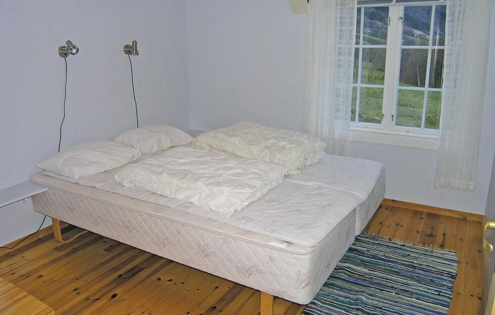 3 Bedroom Cozy Home In Skei I Jølster