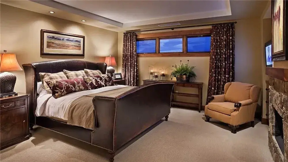 Panorama Peak Penthouse 601 4 BedroomCondo By Moving Mountains
